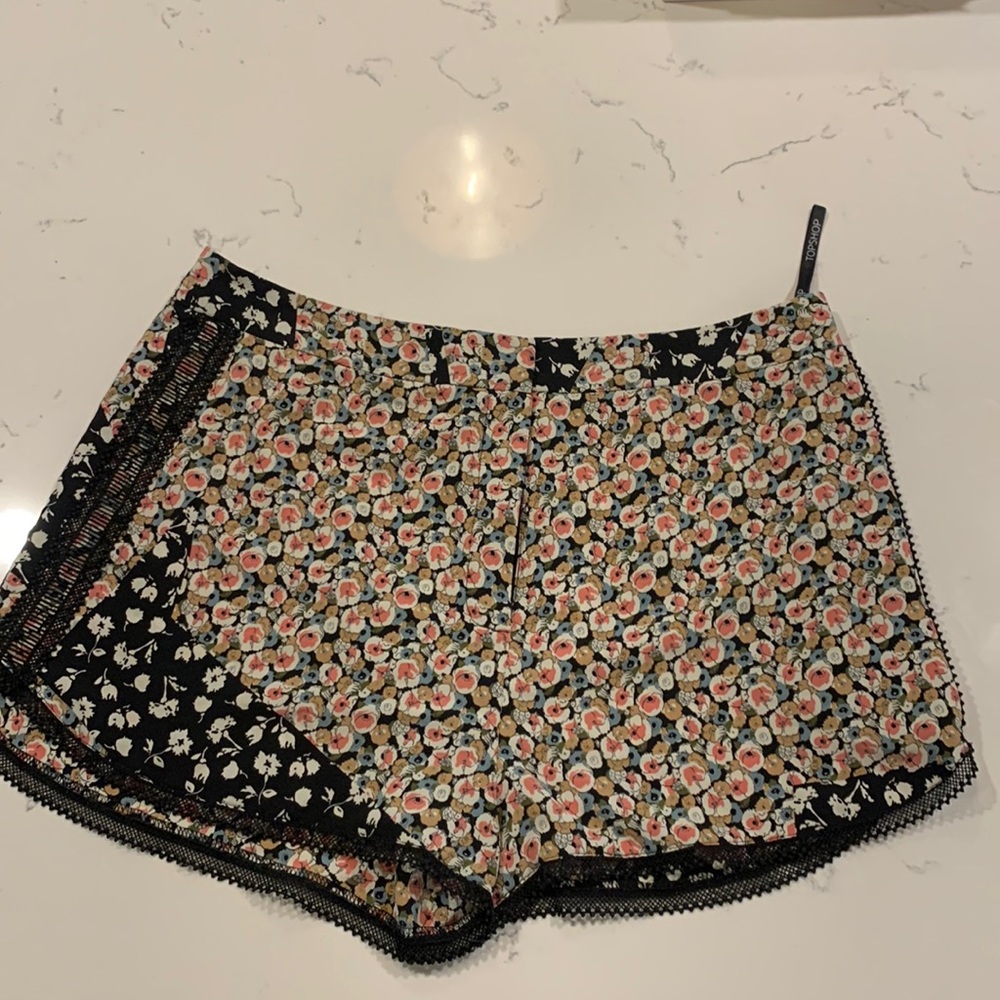 Top shop shorts